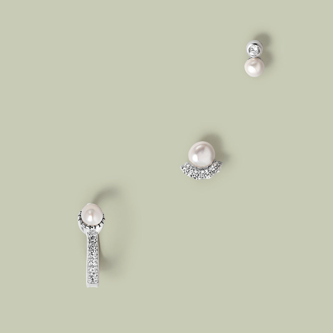 MEHETIA SILVER PIERCING EARRING